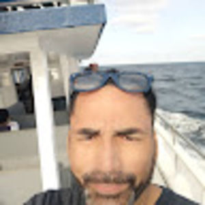 Meet your Posher, Javier